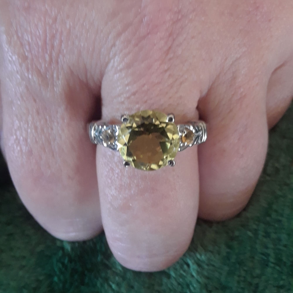 🔖NWT🔖Yellow  Brazilian Lemon Quartz ❤